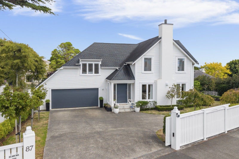 87 St Heliers Road, ST HELIERS, AUCKLAND - Carousel 1