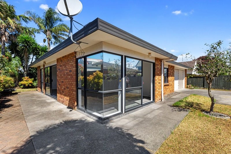 4B Claridge Place, Mount Maunganui, Mount Maunganui - Carousel 1