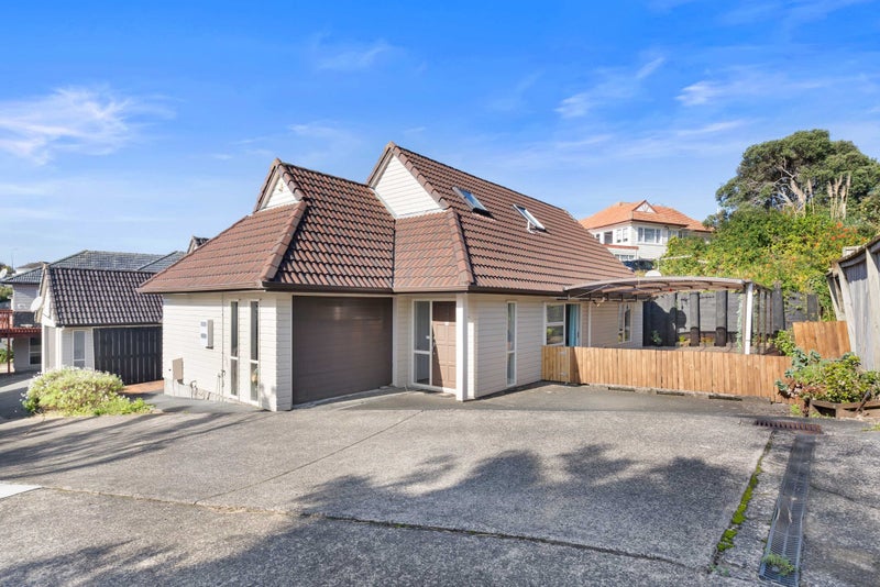 116 Oakdale Road, Mount Roskill, Auckland - Carousel 1