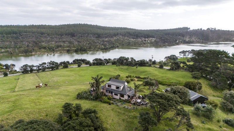 487 Wilson Road, Helensville - Carousel 1