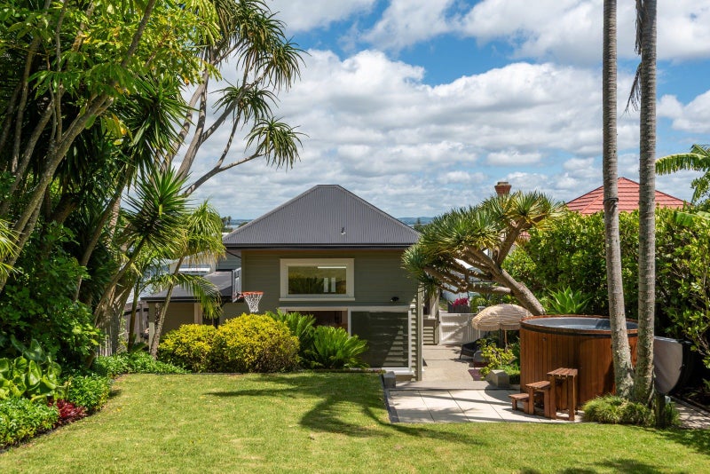 12 Peel Street, Westmere, Auckland - Carousel 2