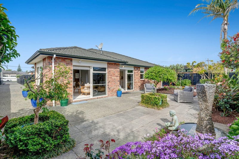 12A Pine Road, Orewa, Orewa - Carousel 2