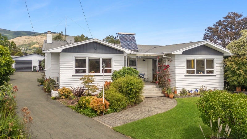 8 Lammas Street, Richmond, Richmond - Carousel 1