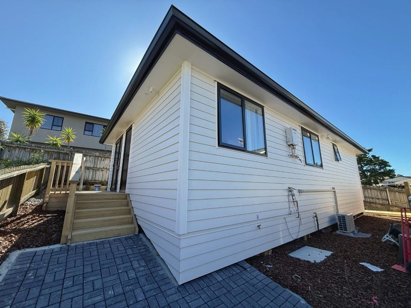 94A  West Harbour Drive, West Harbour, Waitakere City, Auckland - Carousel 11