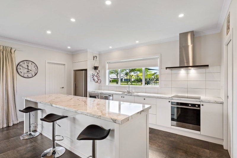 21 Meissner Road, Havelock North, Havelock North - Carousel 2