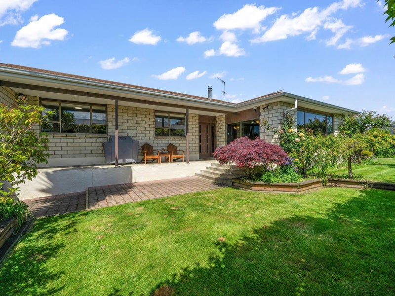 8 Orkney Street, Waikiwi, Invercargill - Carousel 1