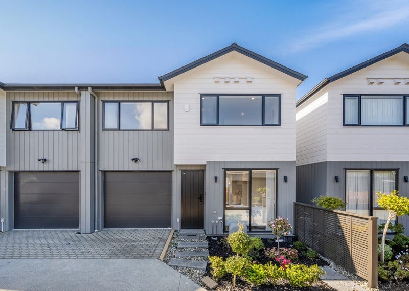 25C Oteha Valley Road, Northcross, Auckland - Carousel 1