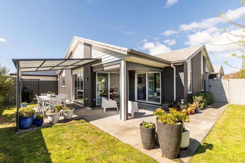 10A West Place, Greenmeadows, Napier - Carousel 1