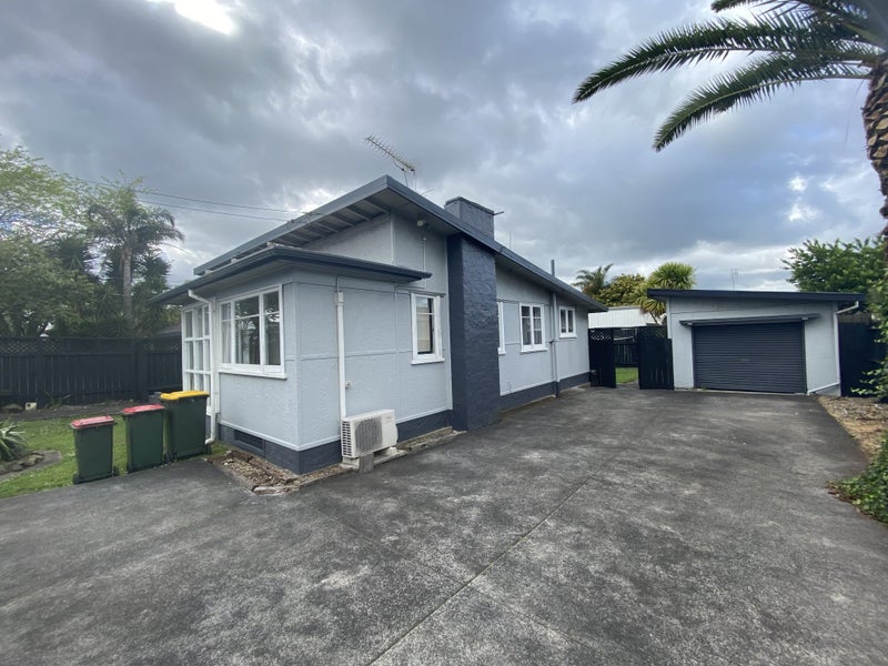1/23 Settlement Road, Papakura, Auckland - Carousel 1