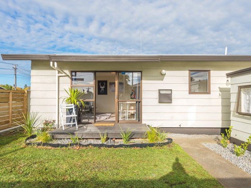 81 Campbell Street, Whanganui, Whanganui - Carousel 1