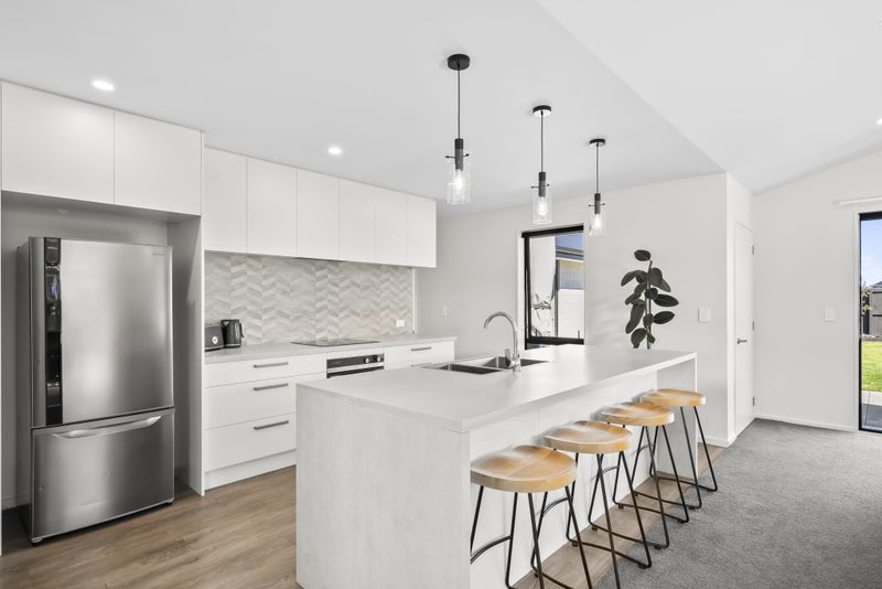 17 Vitalia Crescent, Lincoln, Lincoln - Carousel 2