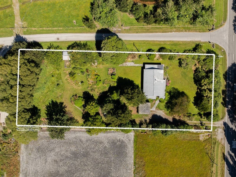 570 Glenorchy-Paradise Road, Glenorchy, Queenstown-Lakes, Otago - Carousel 2