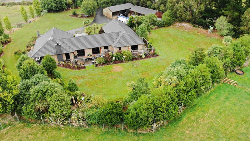 260 Outram-Mosgiel Road, North Taieri, Outram - Carousel 1