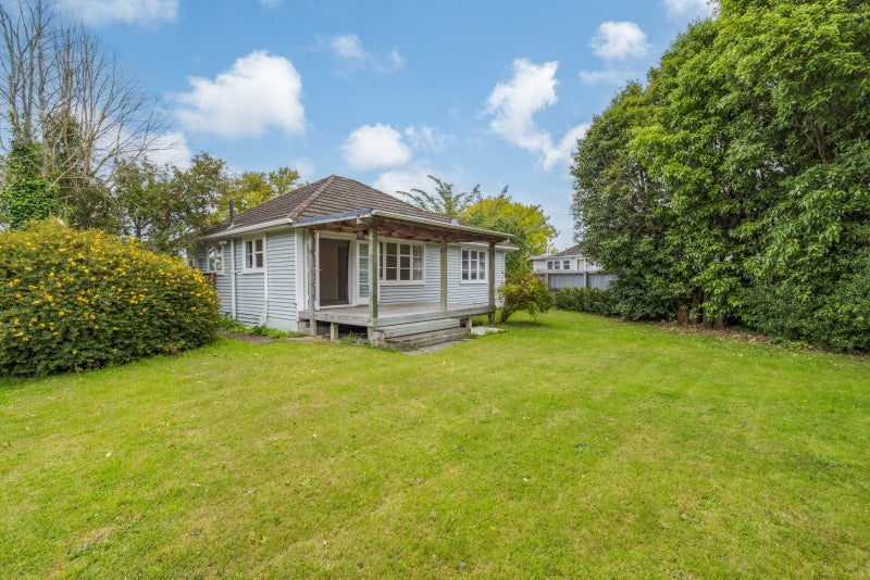 38 Hollyford Avenue, Bryndwr, Christchurch - Carousel 2