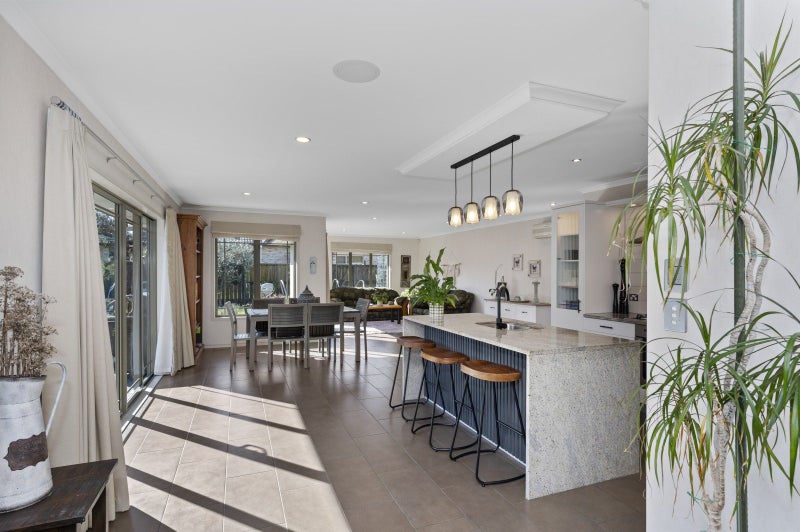 23 Inverness Drive, Pyes Pa, Tauranga - Carousel 2