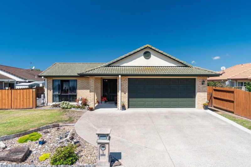 3 Kentia Avenue, Mount Maunganui - Carousel 1