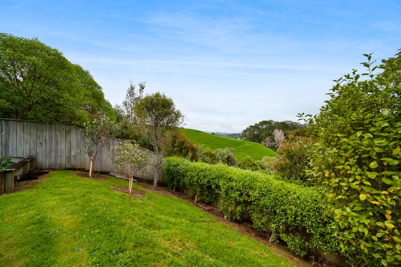 42 Redwood Crescent, Hurdon, New Plymouth - Carousel 35