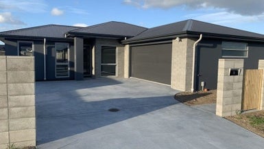 219 Te Okuroa Drive, Papamoa - Carousel 1