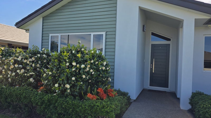 21 Aoraki Road, Poraiti, Napier - Carousel 1
