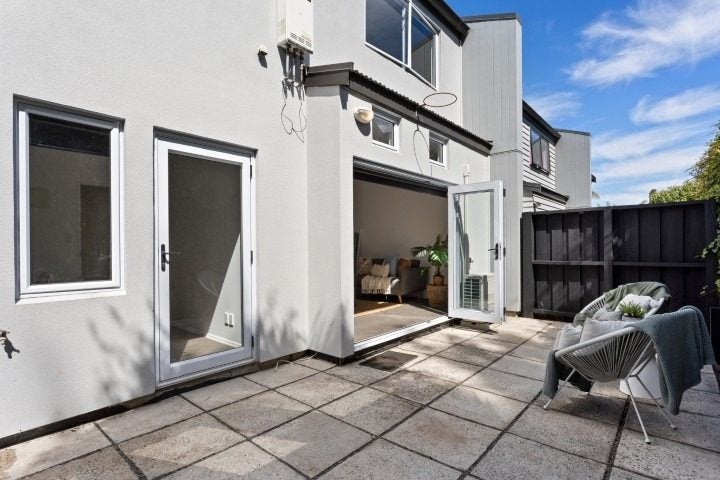 82C Fourth Avenue, Tauranga - Carousel 2