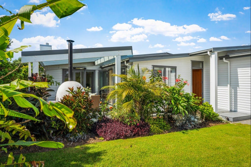 4 Taumata Road, Omaha, Rodney, Auckland - Carousel 1