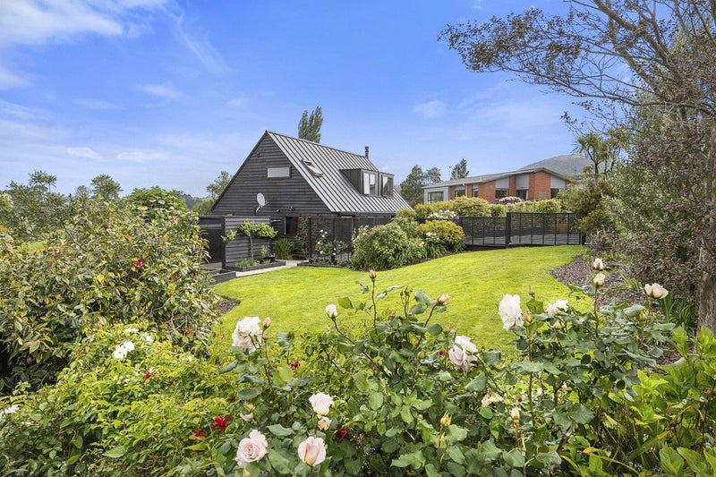 18 Estuary Crescent, Fairfield, Dunedin - Carousel 2