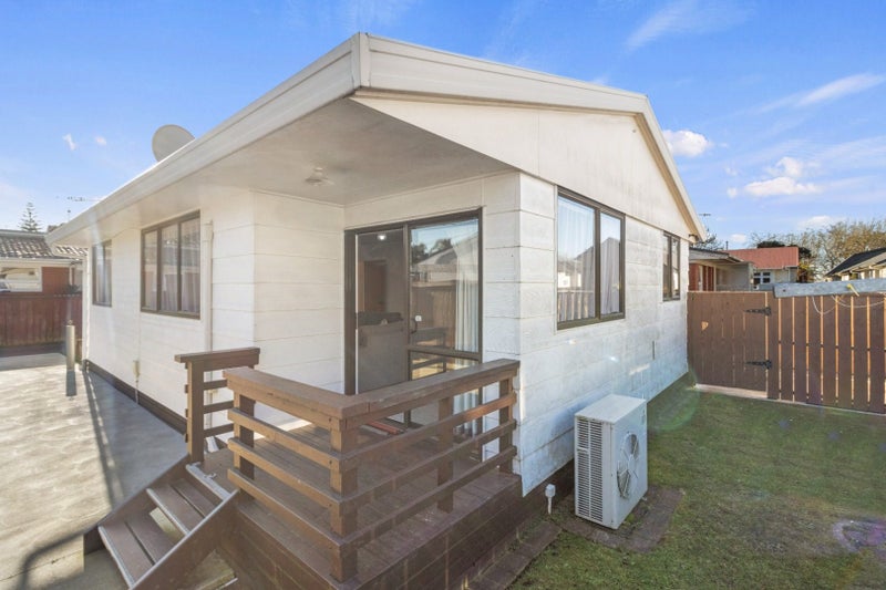 3/22 Charlemont Street, Whitiora, Hamilton - Carousel 1