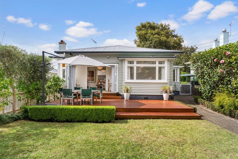 6 Aliford Avenue, One Tree Hill, Auckland - Carousel 1