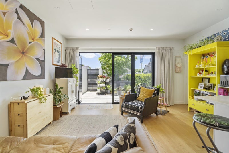 G02/74 Anzac Street, Takapuna, Auckland - Carousel 2