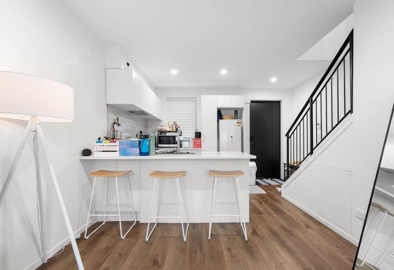 19 Kotuitui Street, Manukau, Auckland - Carousel 2