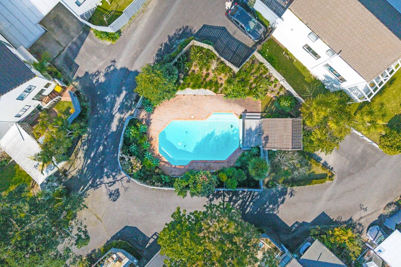 8/24 Beswick Place, Birkdale, Auckland - Carousel 2