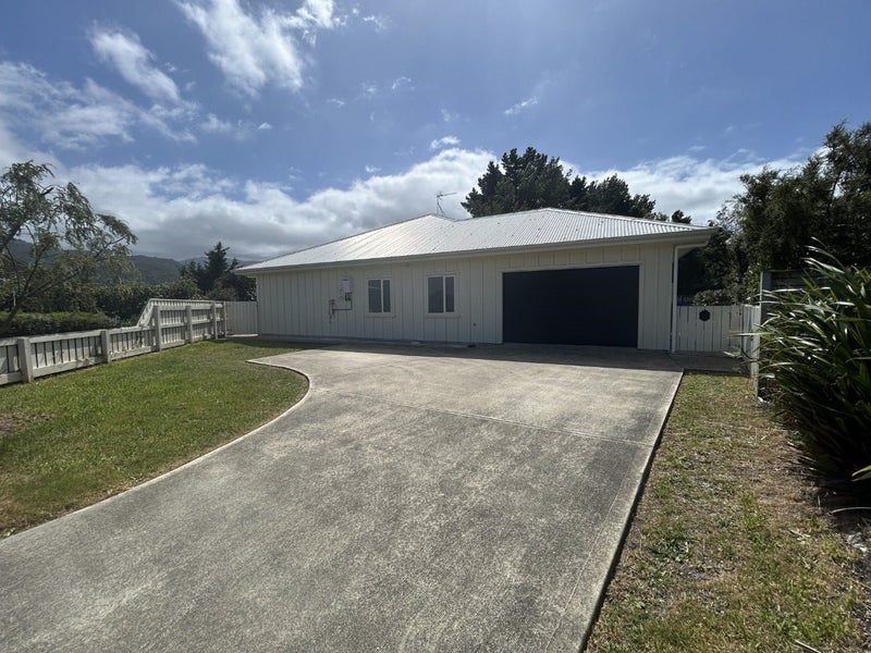 6 McKerrow Place, Featherston, South Wairarapa, Wellington - Carousel 2