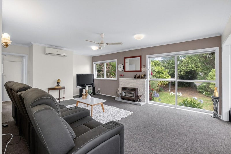 100 Alexander Road, Raumati Beach, Paraparaumu - Carousel 2