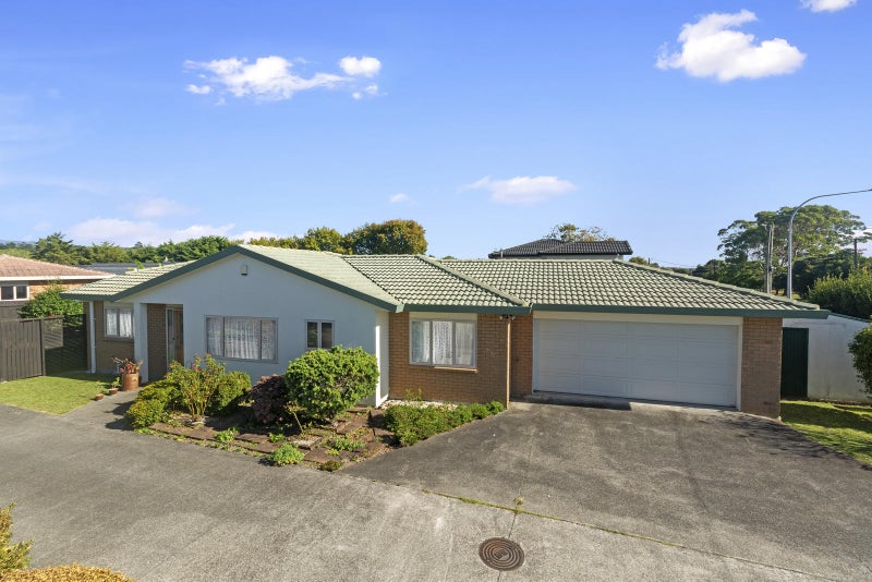 127B Parrs Cross Road, Glen Eden, Auckland - Carousel 1