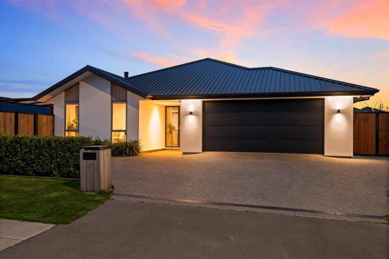 87 Edward Street, Lincoln, Lincoln - Carousel 1