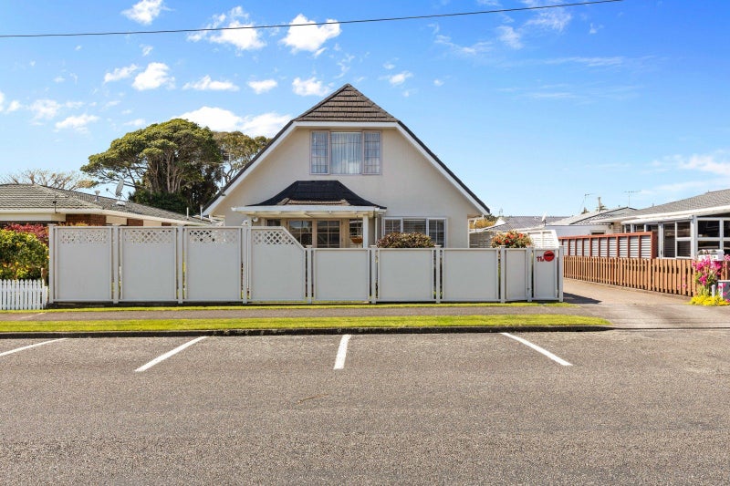 11A Norman Street, Lower Vogeltown, New Plymouth - Carousel 30