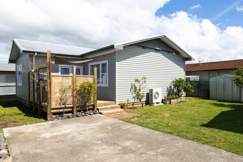 303B Riverslea Road North, Parkvale, Hastings - Carousel 1