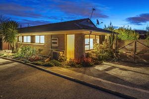 1/205 Bucklands Beach Road, Bucklands Beach, Auckland - Carousel 2