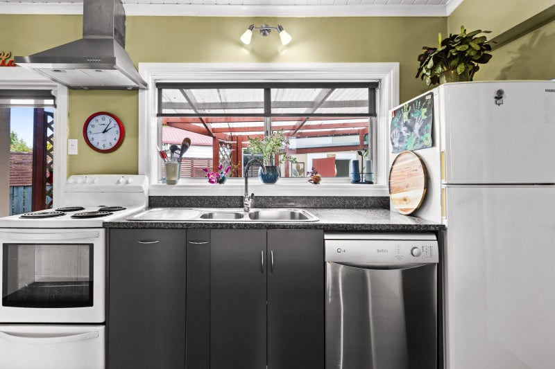 705 Oak Road, Akina, Hastings - Carousel 2