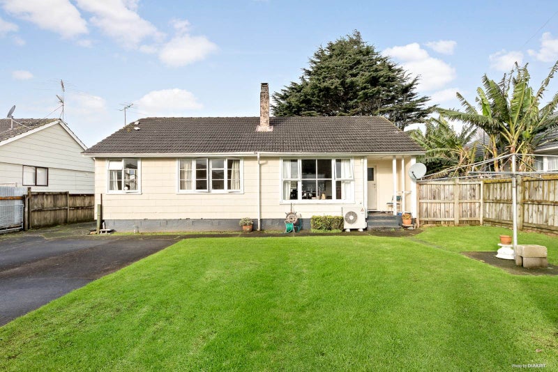 28 Coral Crescent, Panmure, Auckland - Carousel 2