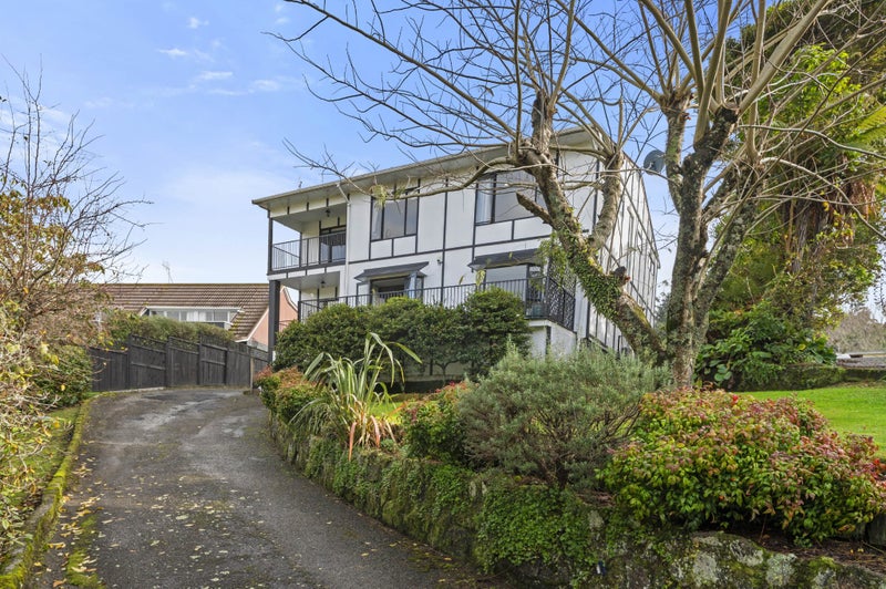 6 Okareka Loop Road, Lake Okareka, Rotorua - Carousel 1