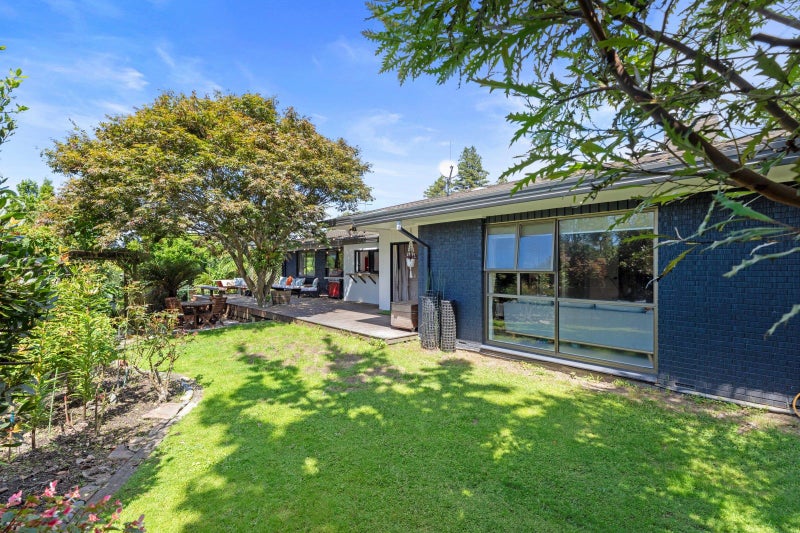 2 Barnett Place, Te Puke, Te Puke - Carousel 1