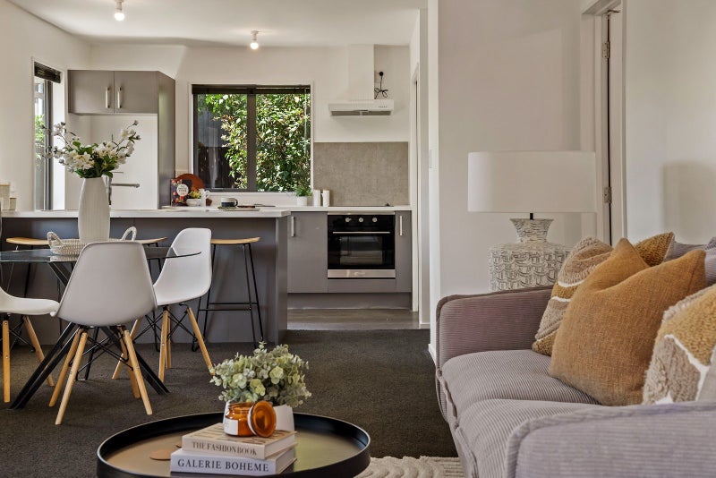 2/65 Kuaka Crescent, Bromley, Christchurch - Carousel 2