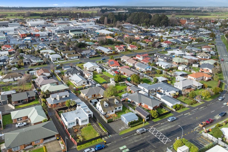 27A Vickery Street, Waltham, Christchurch - Carousel 19