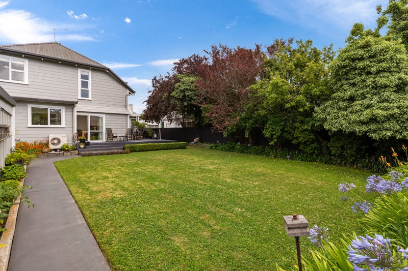 7 Albert Terrace, Saint Martins, Christchurch - Carousel 38