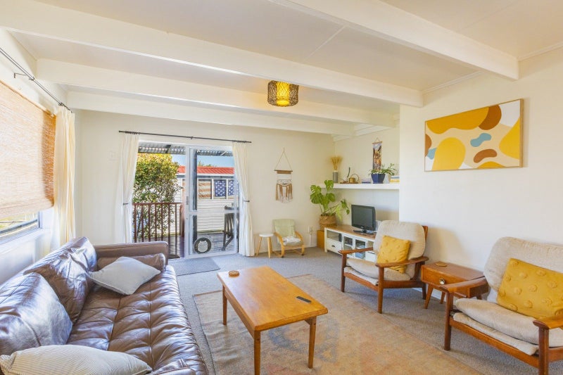 42A Bedford Road, Marewa, Napier - Carousel 2