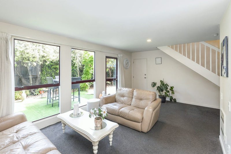 8/16 Derby Street, St Albans, Christchurch - Carousel 1