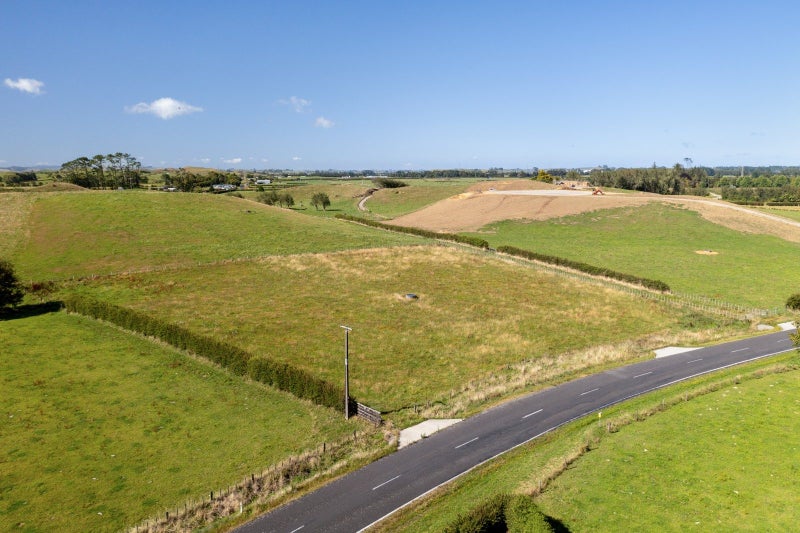 Stanley Road, Stratford, Stratford, Taranaki - Carousel 2