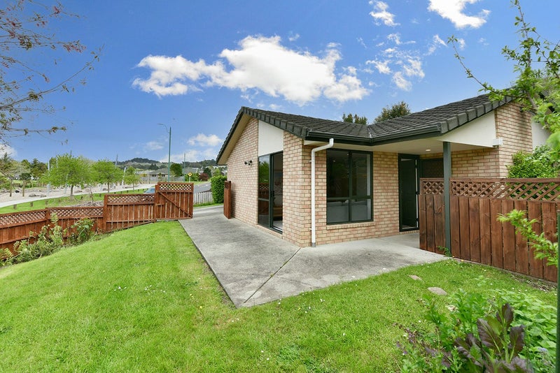 30 Cabeleigh Drive, Helensville, Helensville - Carousel 1