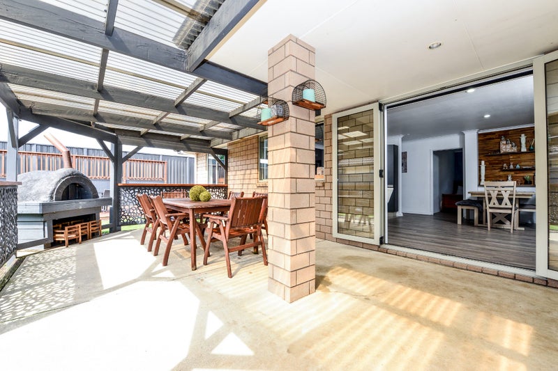 11 Te Ironui Place, Huntington, Hamilton - Carousel 1